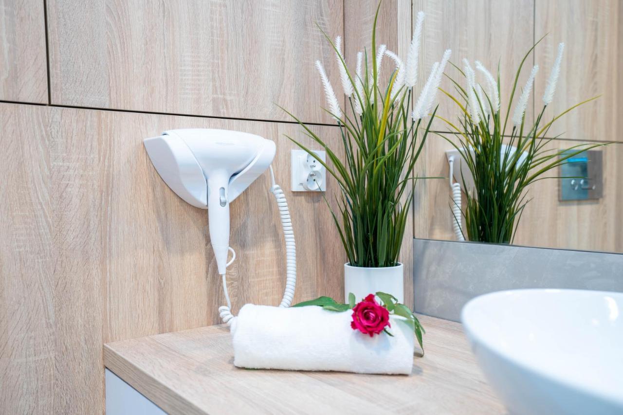 New Apartament Vip Blue Warszawa+Parking Wola Mrokowska Екстериор снимка
